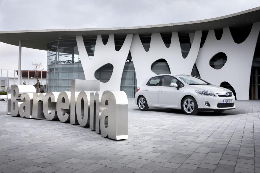  Toyota Auris HSD 2010 года  (фото 58 из 111)